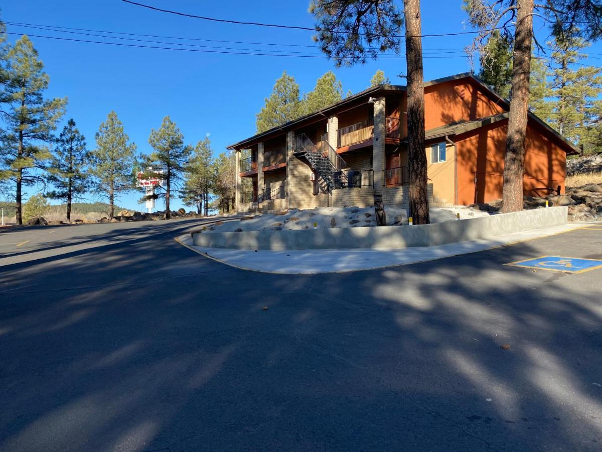 Motel In The Pines Munds Park Luaran gambar