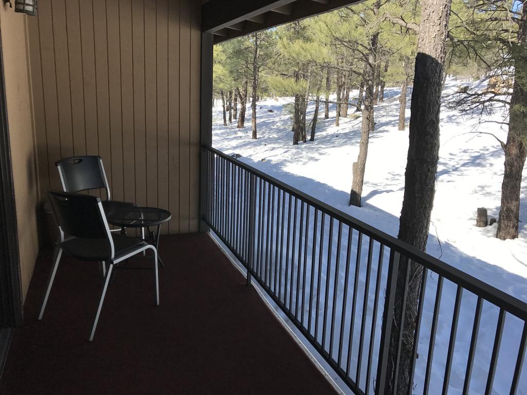 Motel In The Pines Munds Park Luaran gambar